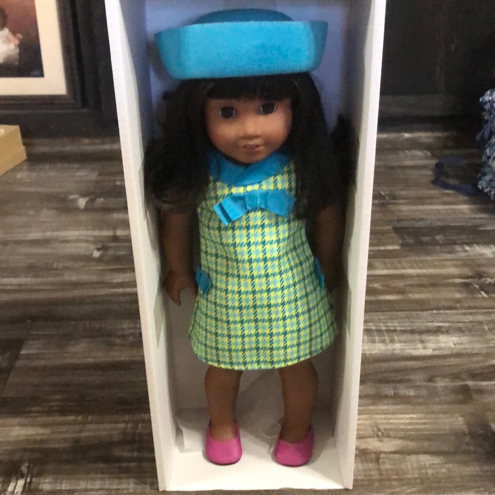 Melody American Girl doll and box